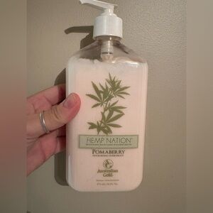 HEMP NATION PomaBerry Daily Moisturizer – Australian Gold – 16 oz